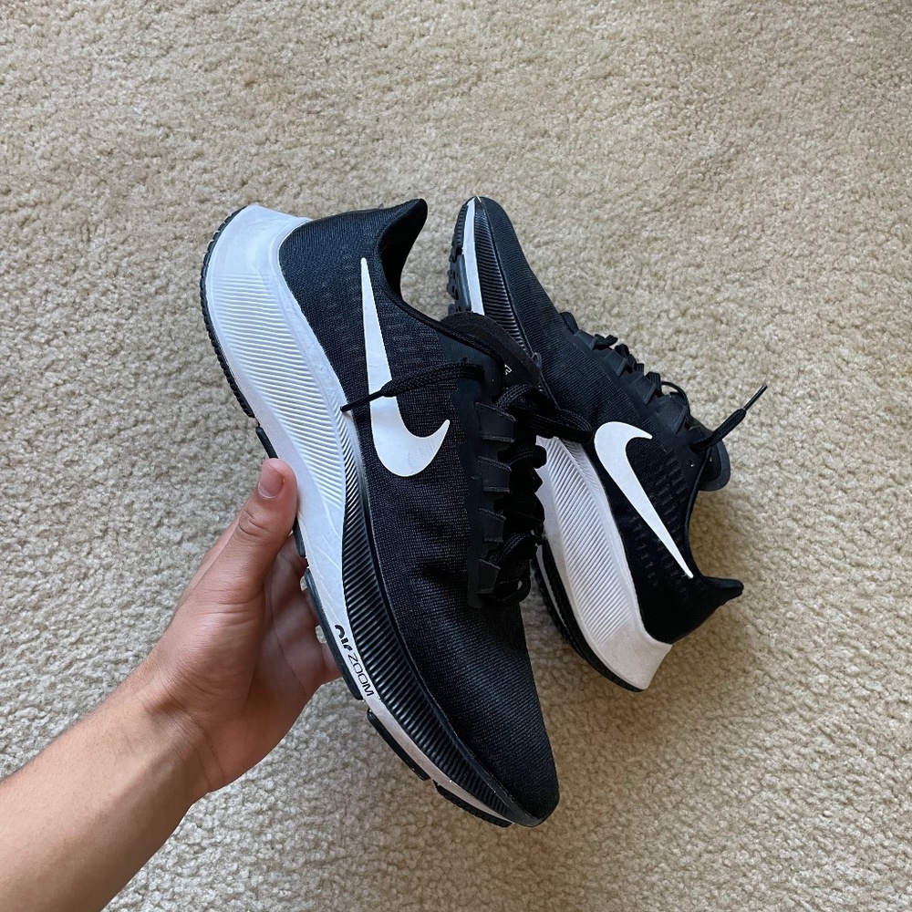 Men's Nike Running Shoe